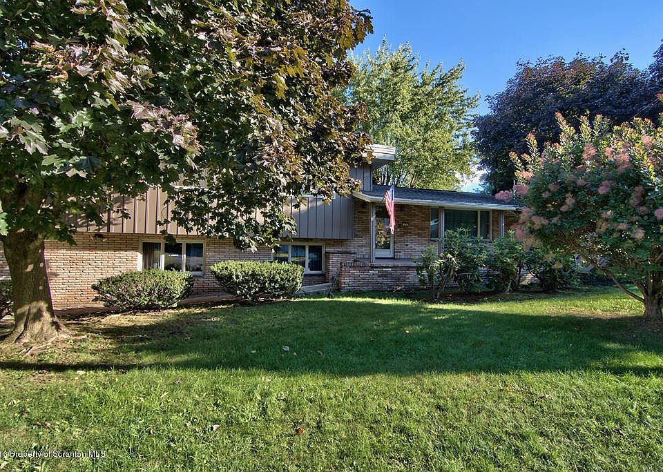 1st image of 214 Karen Dr
