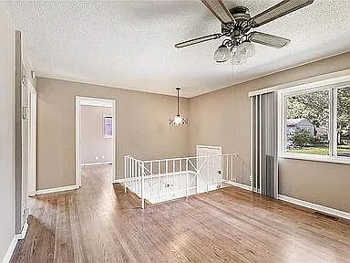 9509 Booth Ave — Photo 3
