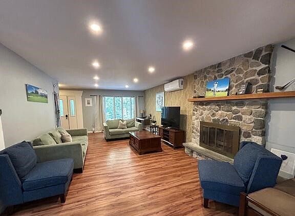4th image of 1255 Chandus Way