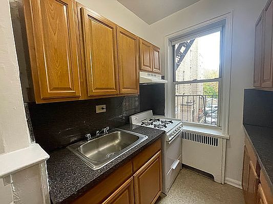 2nd image of 145 Seaman Ave #2K