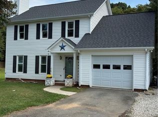 9009 Stamford Club Ct, Rural Hall, NC 27045