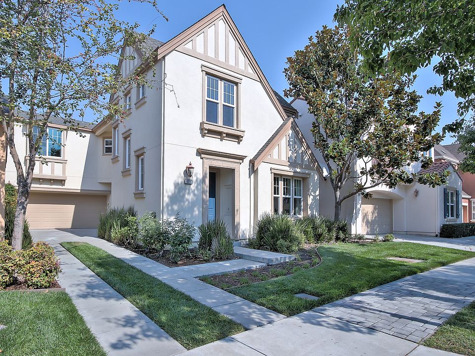 1st image of 1011 Brackett Way