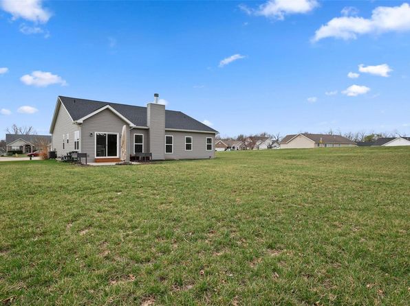 1 Green Ash Ct, Troy, MO 63379