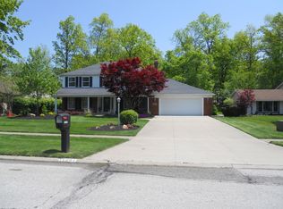 15891 Forestwood Dr, Strongsville, OH