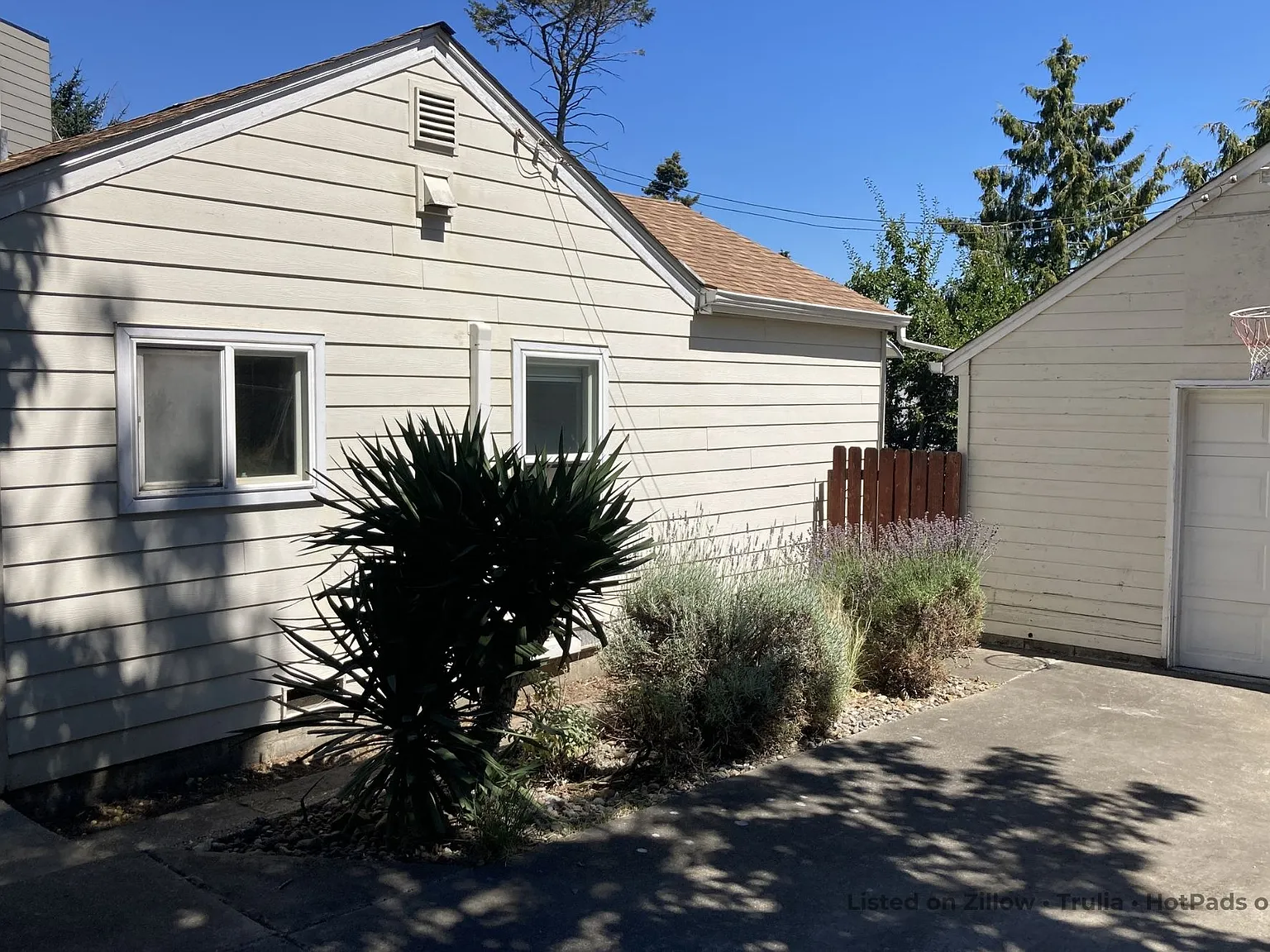 2 bed, 790 sqft, $2,275 — Photo 2