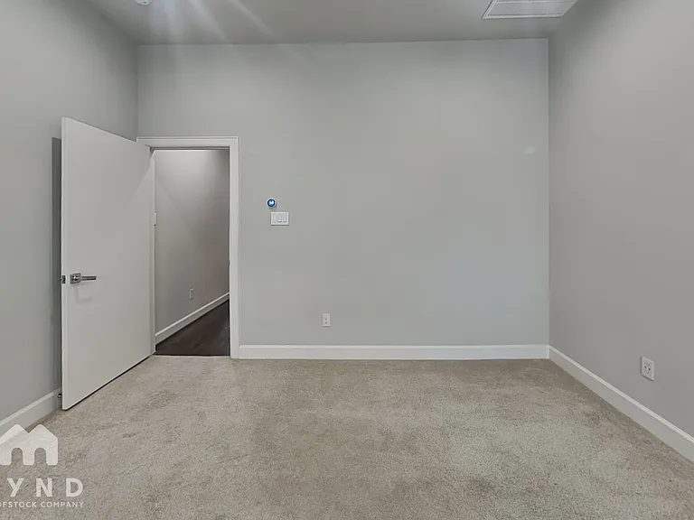 5309 Inker St — Photo 7