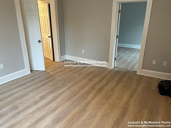 3rd image of 102 Longwood Ave #3C