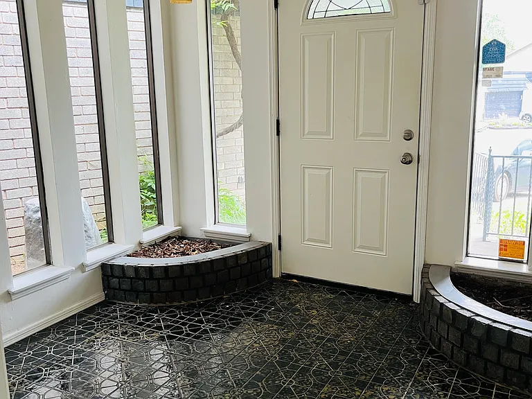 6612 Crow Cir — Photo 3