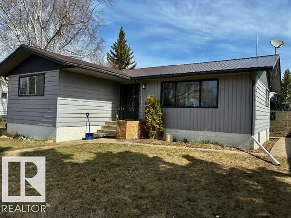 5206 51st Ave, Willingdon, AB T0B 4R0