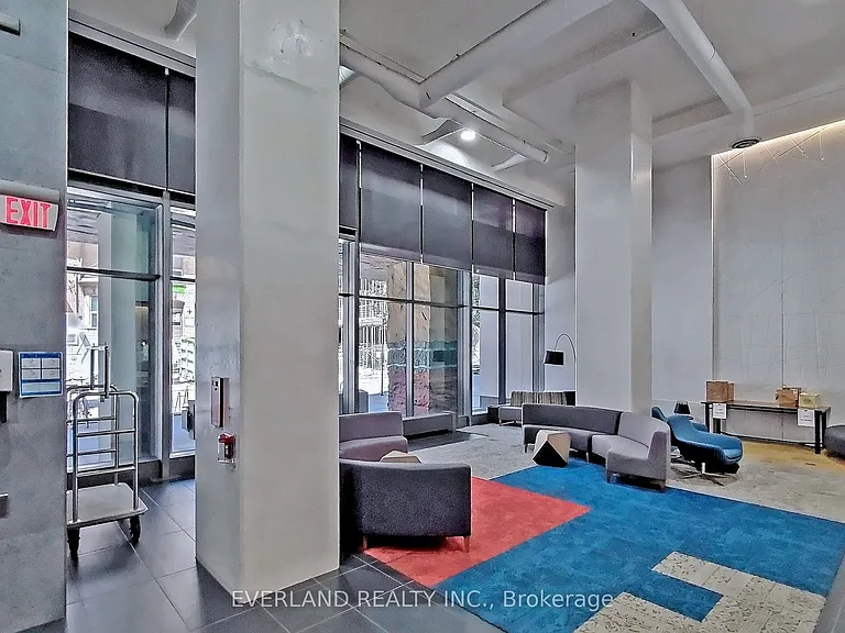 21 Widmer St #1507 — Photo 30
