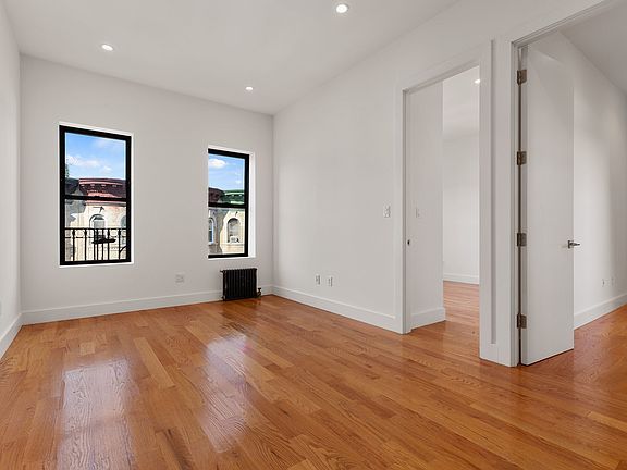 4th image of 457 15th St #A4d