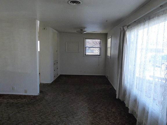 3rd image of 2216 7th Ave N