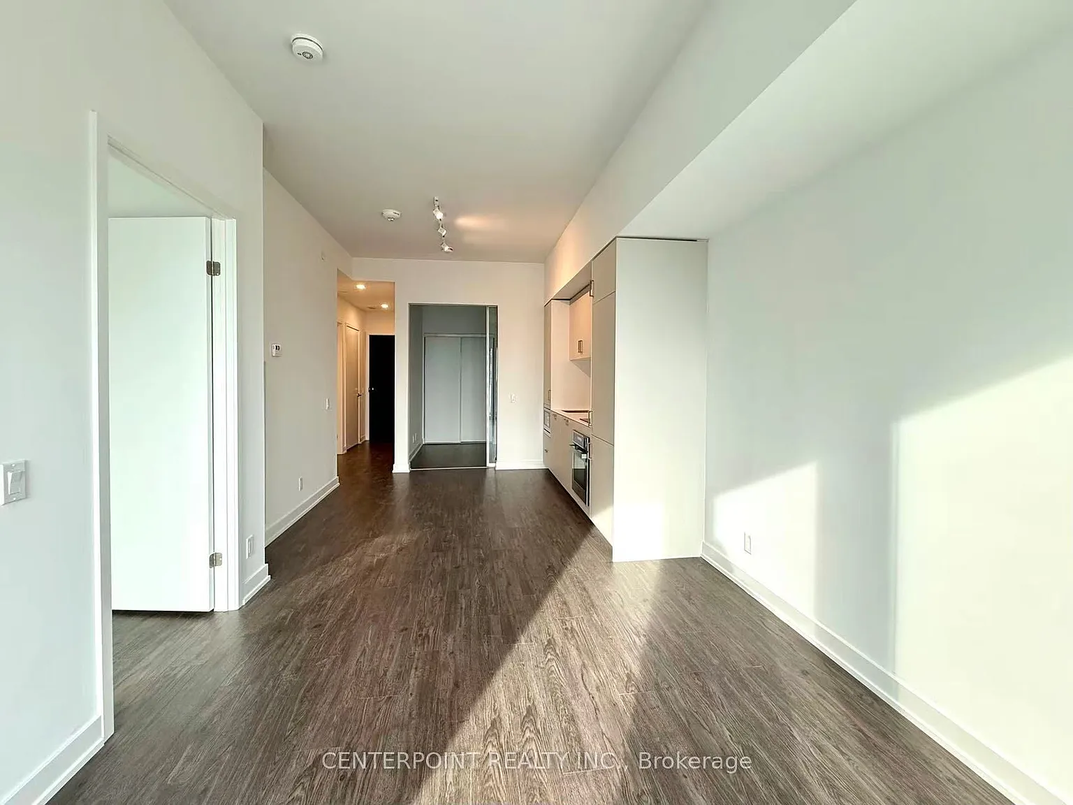 2 bed, $2,600 — Photo 2