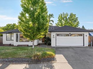 1882 Filmore Dr, Medford, OR 97504