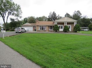 842 Ashton Rd, Bensalem, PA 19020