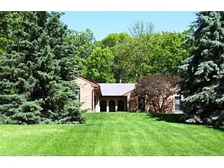 22206 W Little Pond Rd photo 1