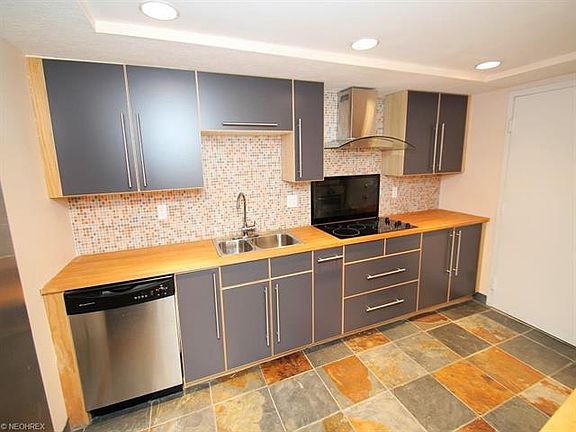 2nd image of 11816 Harbour Light Dr #1816