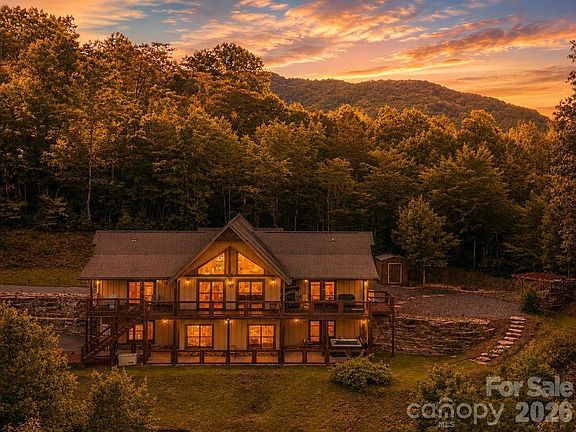 2nd image of 346 Torwood Ln