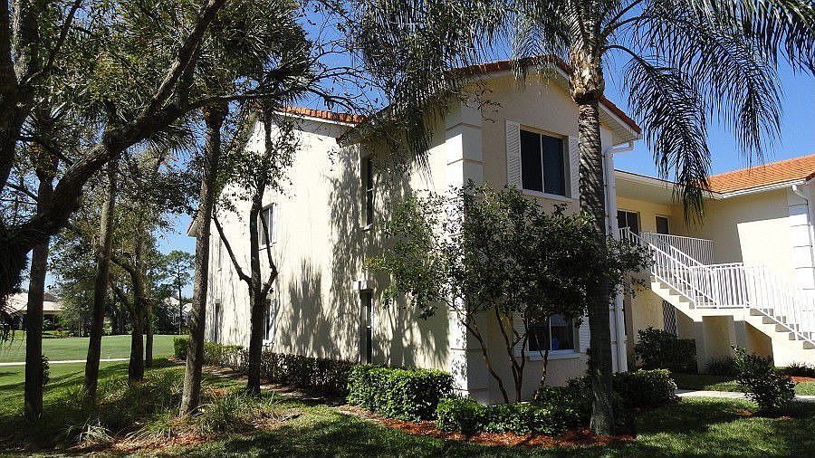1st image of 725 Saratoga Cir APT 201