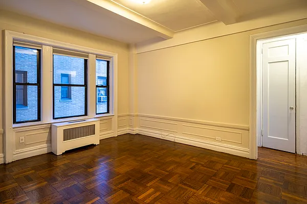 Rented by Metropolitan Equities | media 12