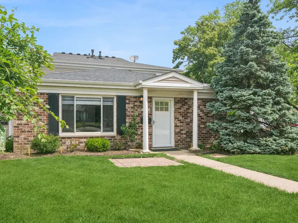 546 E Old Willow Rd #249-A, Prospect Heights, IL 60070
