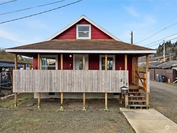 212 30th Street, Hoquiam, WA 98550