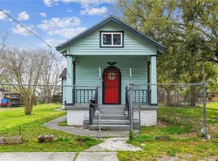 5422 Burgundy St, New Orleans, LA 70117