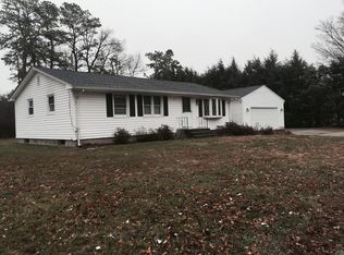 75 Murphy Ln, Chicopee, MA 01020