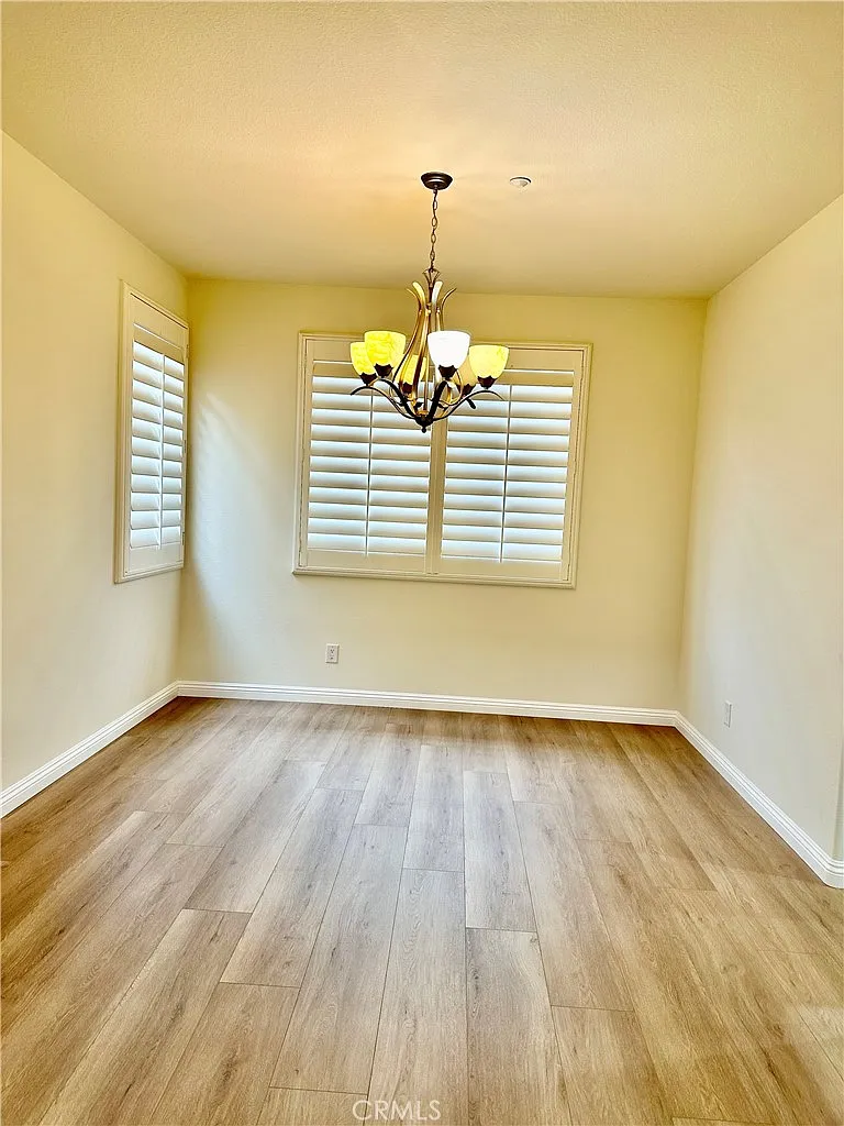 5 bed, 3.5 bath, 3004 sqft, $5,500 — Photo 4