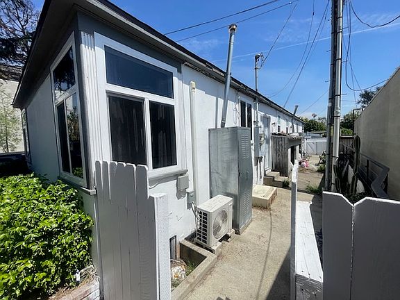 5th image of 1936 Lake Ave