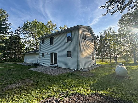 3rd image of 2289 S Brennan Rd