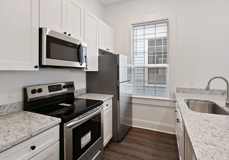 3422 Lasalle St #3420 — Photo 5