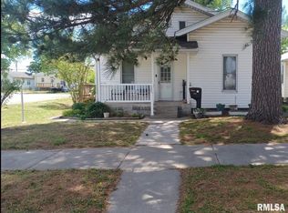 1935 Elm St, Murphysboro, IL 62966