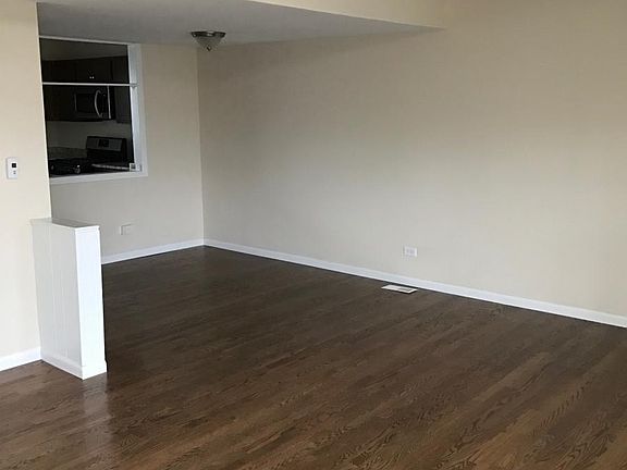4th image of 1729 N Linden Ave