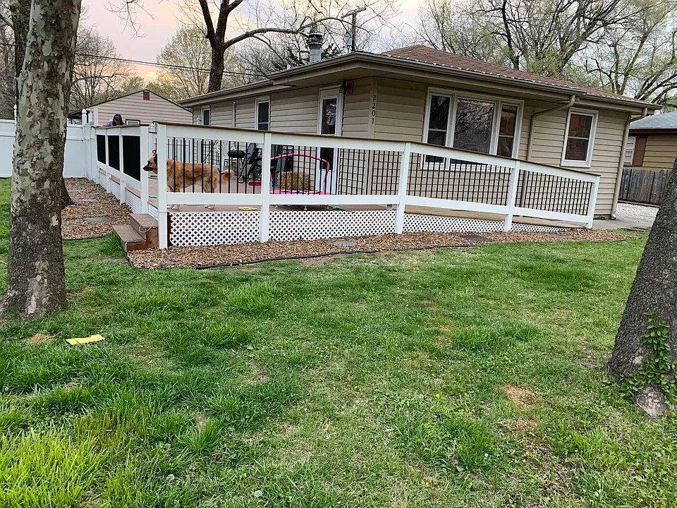 2201 Northview Dr