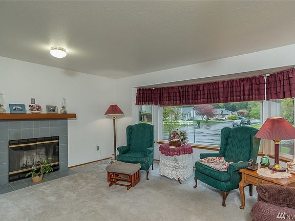 2nd image of 3347 Woodard Green Dr NE