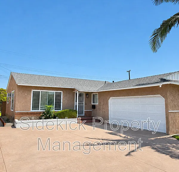 11639 Faculty Dr — Photo 2