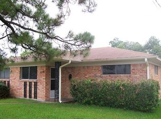 2515 Helena Ave, Nederland, TX 77627