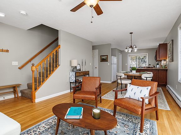 5th image of 76 Lake St Unit 76