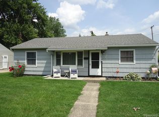 26530 Hayes Rd, Roseville, MI 48066