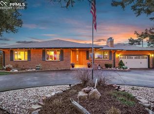 15 Crescent Ln, Colorado Springs, CO 80904