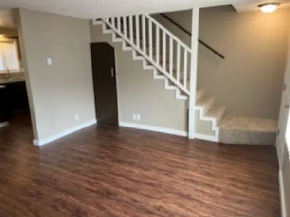 565 Mary Neal Ln, Creswell, OR 97426