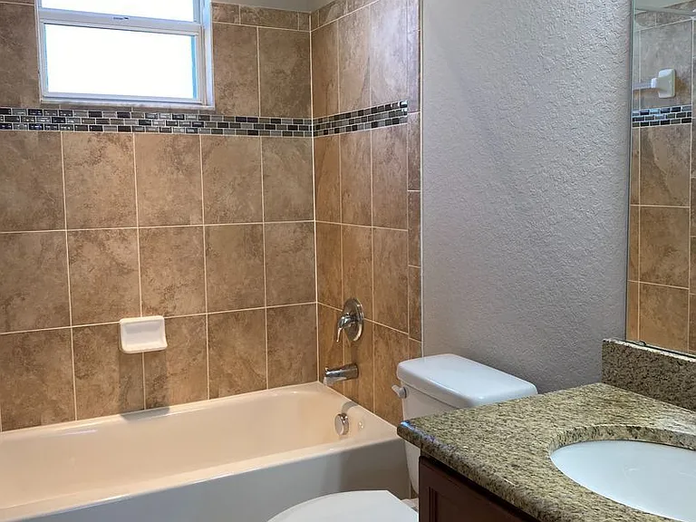 481 Pheasant Dr — Photo 10
