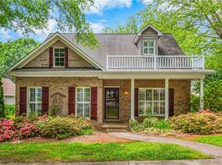 167 Parkview Ln, Bermuda Run, NC 27006