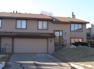 5175 148th St W, Apple Valley, MN 55124