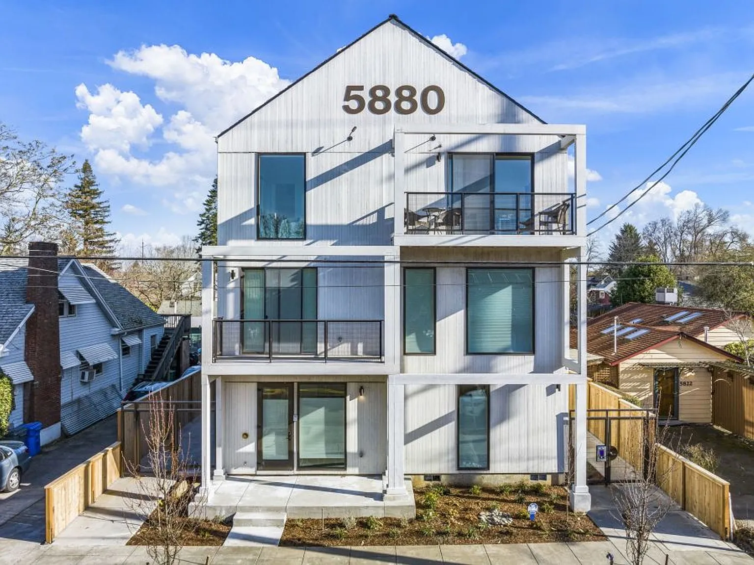 Greeley 5880 PDX — Photo 1