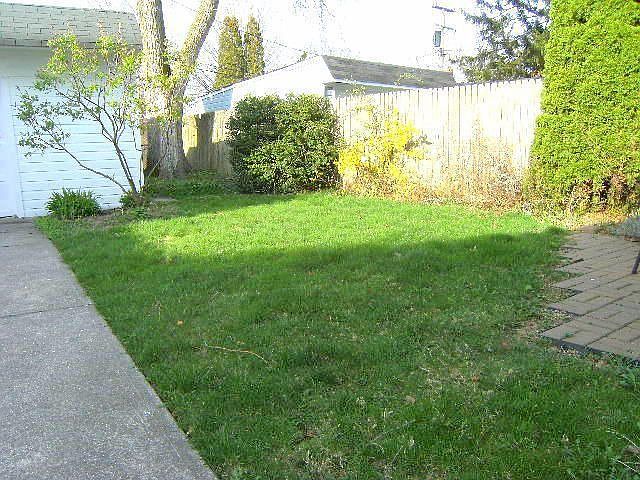2nd image of 14620 Caldwell Ave