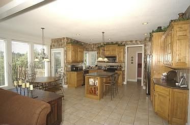 3rd image of 5213 W 163rd St