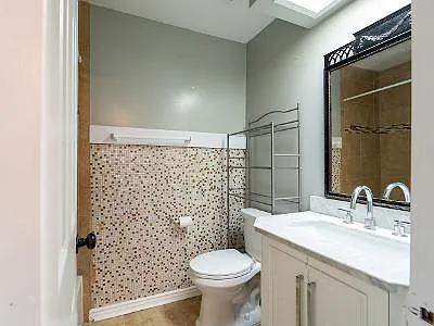 12865 Clarewood Dr — Photo 9