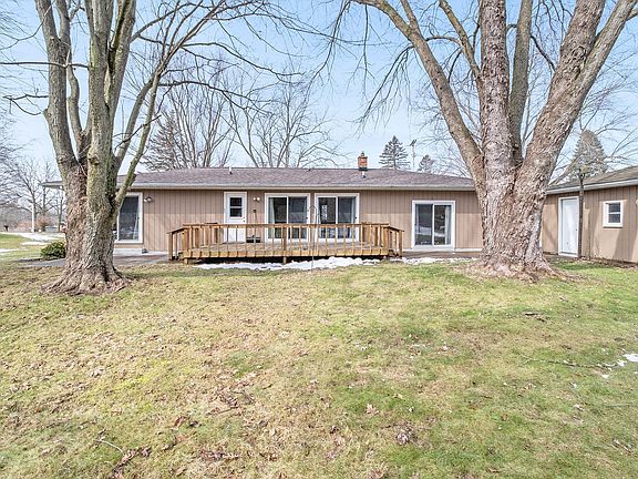 5th image of 1793 Lakeside Dr